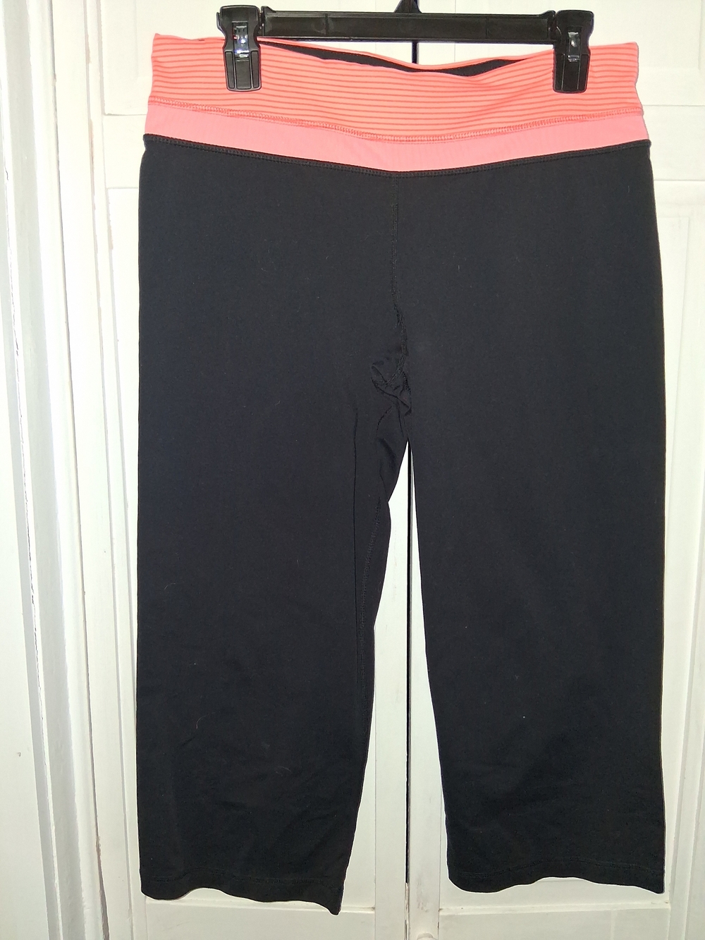 Kirklands Compression Black Cropped Leggings with Coral Waistband